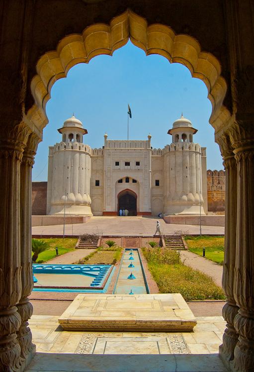 Lahore Fort — the Alamgiri Gate and Mughal fortification walls at sunset
